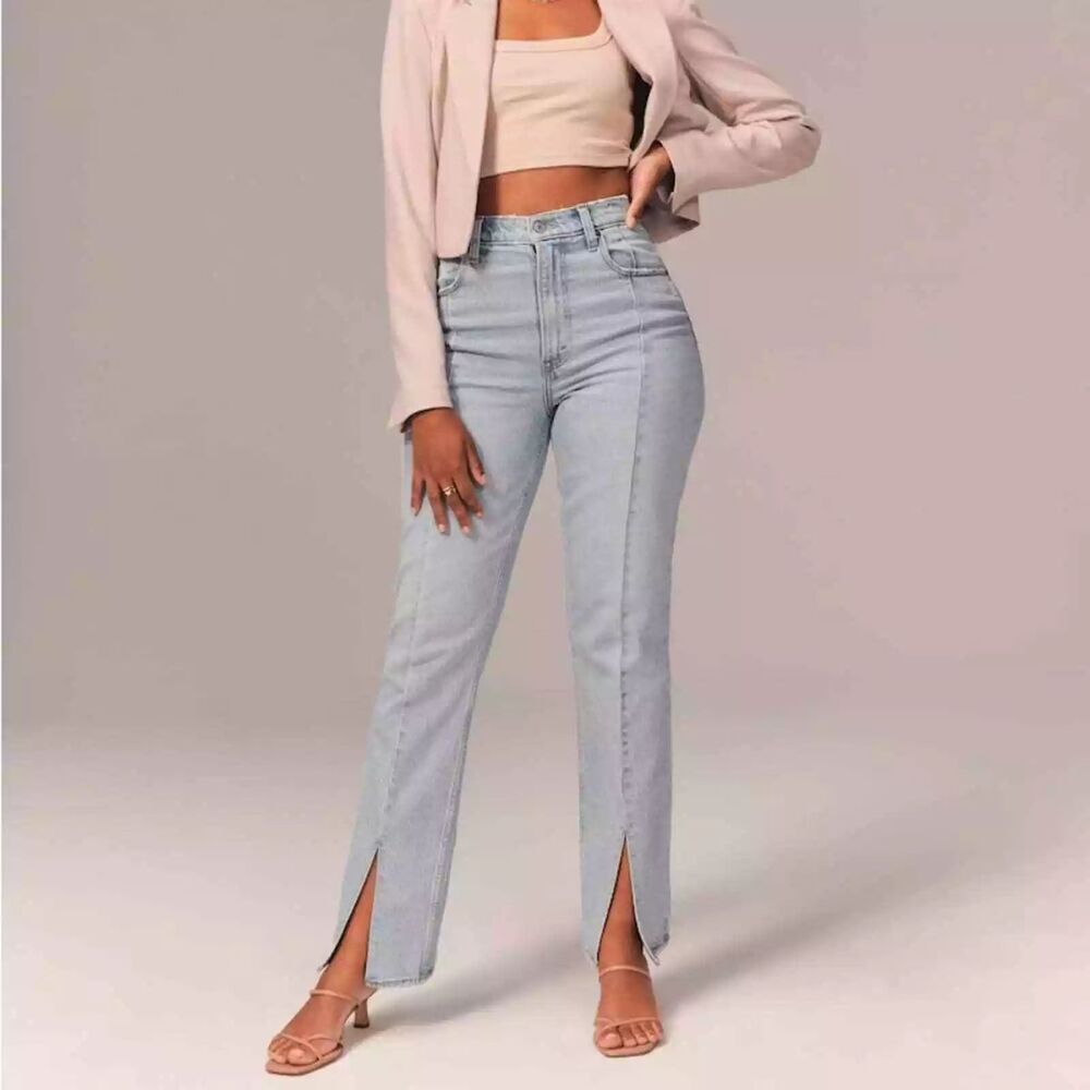 Abercrombie & Fitch 90s‎ Straight Ultra High Rise Light Wash Jeans Size 28/6